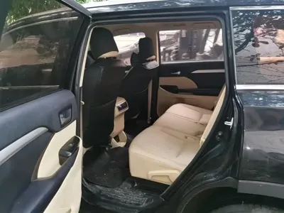 Toyota Highlander 2018, 68400 км, за 107000 CNY - фото 11
