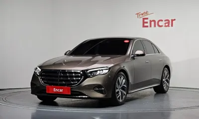 Mercedes-Benz E-Class · 2025 год