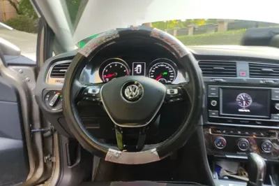 Volkswagen Golf 2018, 118200 км, за 56579.5 CNY - фото 11