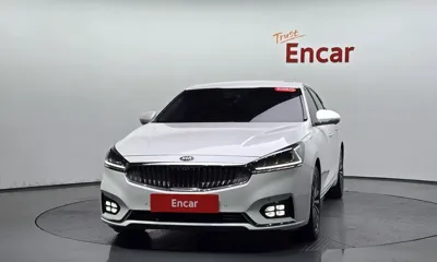 Kia K7 2017, 70202 км, за 99990000 KRW