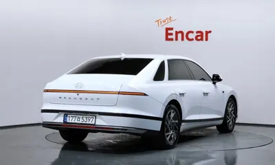 Hyundai Grandeur 2025, 32821 км, за 28700000 KRW