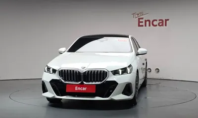 BMW 5-Series 2025, 9520 км, за 79990000 KRW