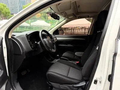 Mitsubishi Outlander (Import) 2016, 85000 км, за 39800 CNY - фото 8