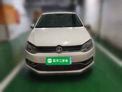 Volkswagen Polo 2016, 107600 км, за 33384.83 CNY