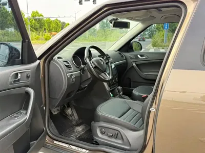 Skoda Yeti 2017, 130000 км, за 39800 CNY