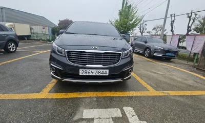 Kia Canival 2016, 130000 км, за 10500000 KRW