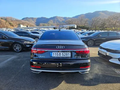 Audi A8 2021, 67031 км, за 58500000 KRW