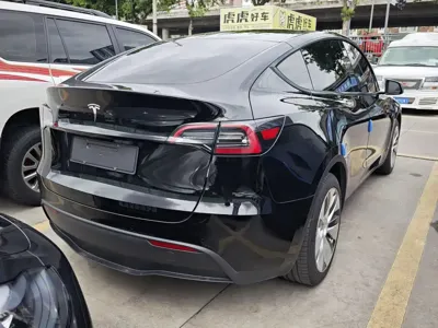 Tesla Model Y 2023, 40000 км, за 141500 CNY - фото 7