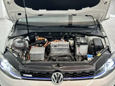 Volkswagen Golf 2018, 20600 км, за 60100 CNY - фото 29