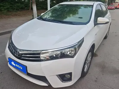 Toyota Corolla · 2015 год