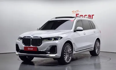 BMW X7 · 2022 год