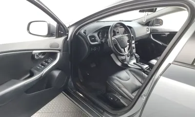 Volvo V40 2018, 106925 км, за 10500000 KRW - фото 10