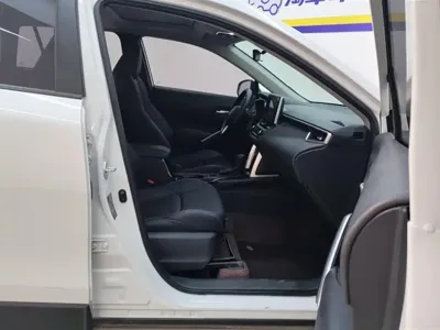 Toyota Frontlander 2022, 11000 км, за 85800 CNY - фото 8