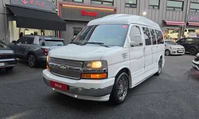 Chevrolet Express Van · 2010 год