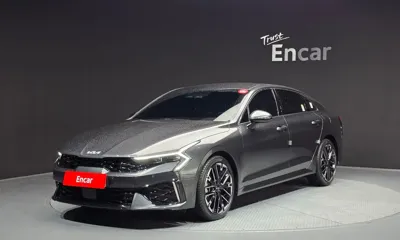 Kia K5 · 2026 год