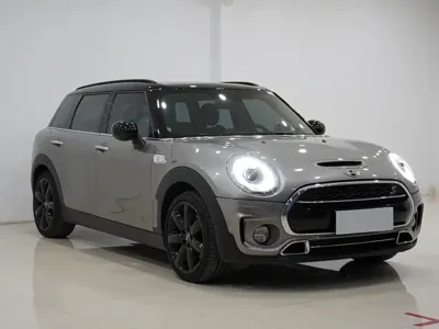 MINI Mini Clubman 2016, 90000 км, за 99000 CNY