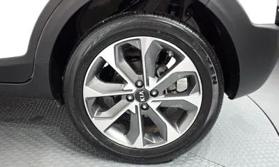 Kia Stonic 2018, 68270 км, за 10800000 KRW - фото 21