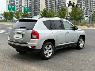 Jeep Compass (Import) 2011, 32000 км, за 25800 CNY - фото 12