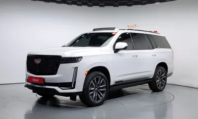 Cadillac Escalade · 2022 год