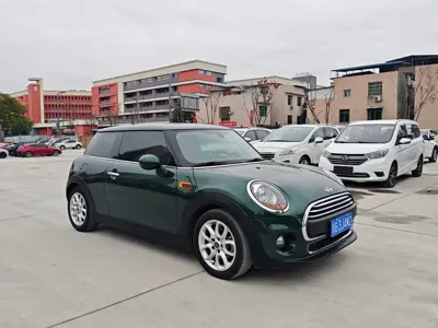 MINI MINI 2017, 137000 км, за 49800 CNY