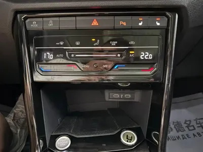 Volkswagen T-Roc 2022, 34000 км, за 113500 CNY - фото 12