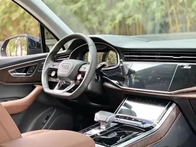 Audi Q7 2021, 70000 км, за 338000 CNY - фото 13