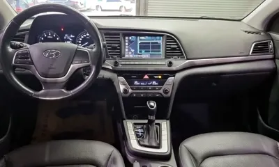 Hyundai Avante 2018, 159733 км, за 7900000 KRW - фото 7