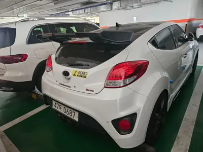 Hyundai Veloster 2016, 100100 км, за 7000000 KRW