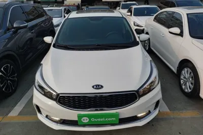 Kia K3 2016, 70400 км, за 44926.09 CNY