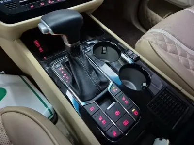 Kia Canival 2019, 64604 км, за 26800000 KRW - фото 9