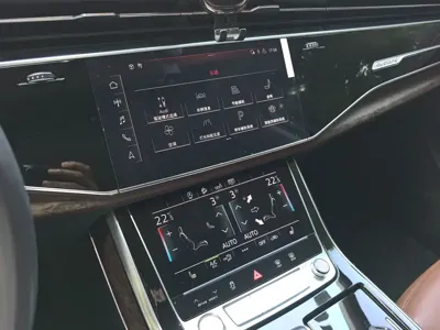 Audi Q7 2020, 91000 км, за 228000 CNY - фото 8