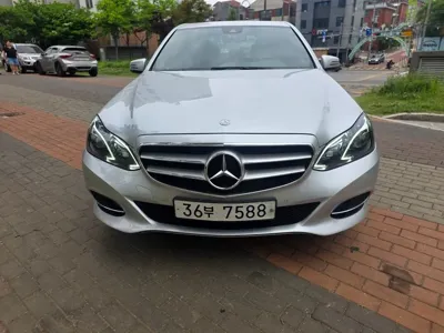 Mercedes-Benz E-Class · 2014 год