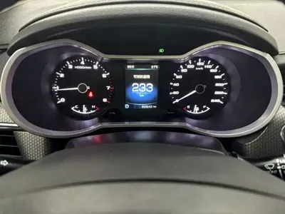 Geely Emgrand GS 2017, 82000 км, за 25900 CNY - фото 5