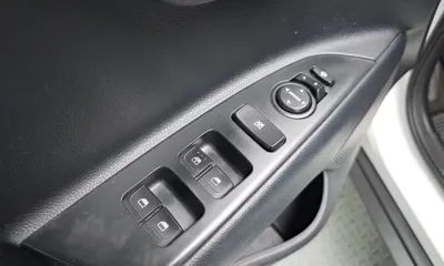 Kia Stonic 2018, 167057 км, за 7300000 KRW - фото 12