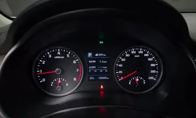 Kia Stonic 2018, 125005 км, за 99990000 KRW - фото 8