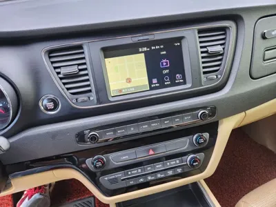 Kia Canival 2019, 205049 км, за 8990000 KRW - фото 14