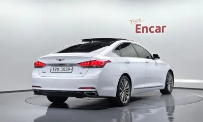 Hyundai Genesis 2016, 121557 км, за 13900000 KRW