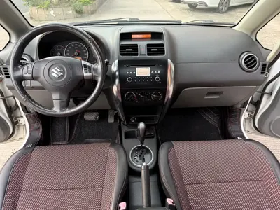 Suzuki SX4 2011, 130000 км, за 12800 CNY - фото 5
