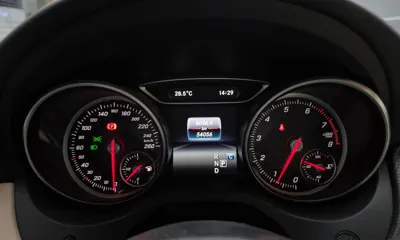 Mercedes-Benz GLA-Class 2018, 54056 км, за 99990000 KRW - фото 8