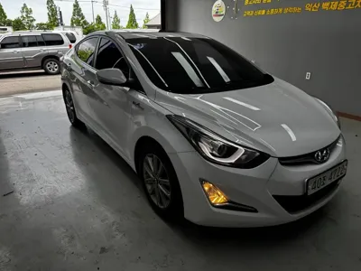 Hyundai Avante · 2014 год