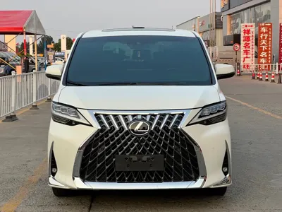 Lexus LM 2020, 149000 км, за 633000 CNY