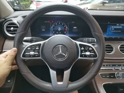 Mercedes-Benz E-Class 2020, 51900 км, за 220000 CNY - фото 11