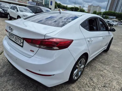 Hyundai Avante 2017, 119611 км, за 8700000 KRW - фото 6