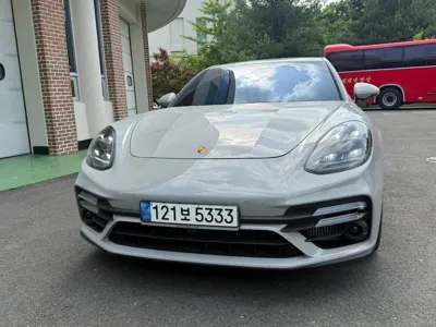 Porsche Panamera 2021, 31705 км, за 124990000 KRW