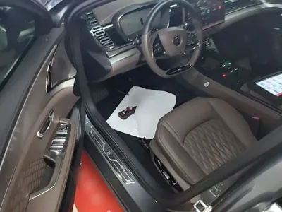 BYD Han 2022, 96100 км, за 79300 CNY - фото 12