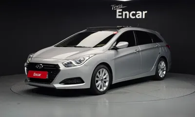 Hyundai i40 · 2012 год