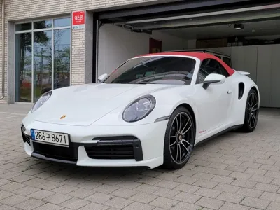 Porsche 911 · 2021 год