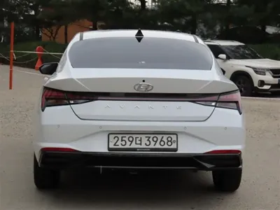Hyundai Avante 2021, 17952 км, за 15500000 KRW
