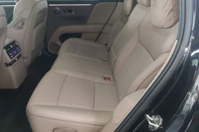 Li Auto Li Auto i6 2025, 4400 км, за 248984.24 CNY