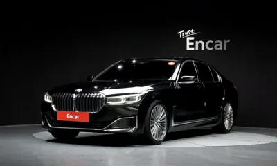 BMW 7-Series · 2022 год